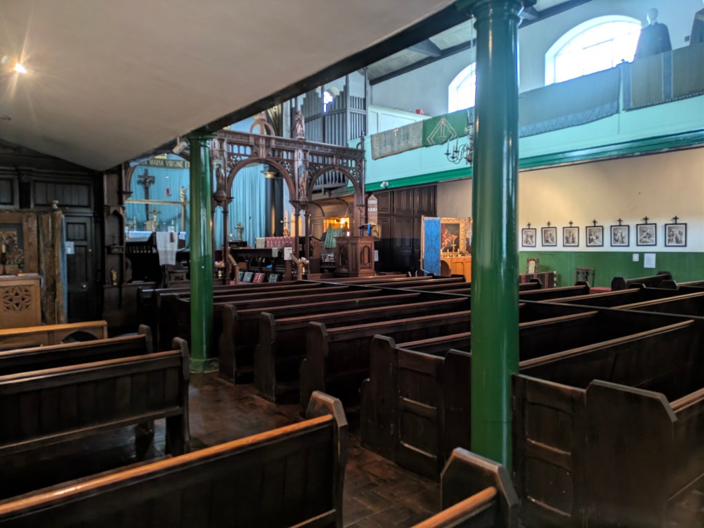 Just out for a stroll, bumped into St Ninian’s Chuch